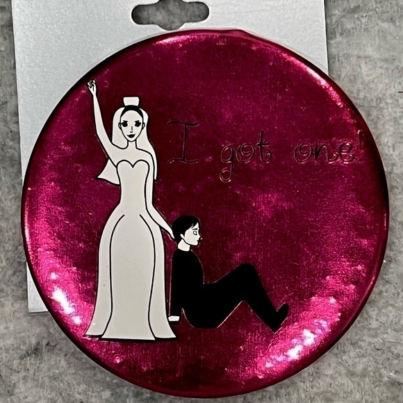 Bachelorette Pin I Got One - Picture 1 of 5